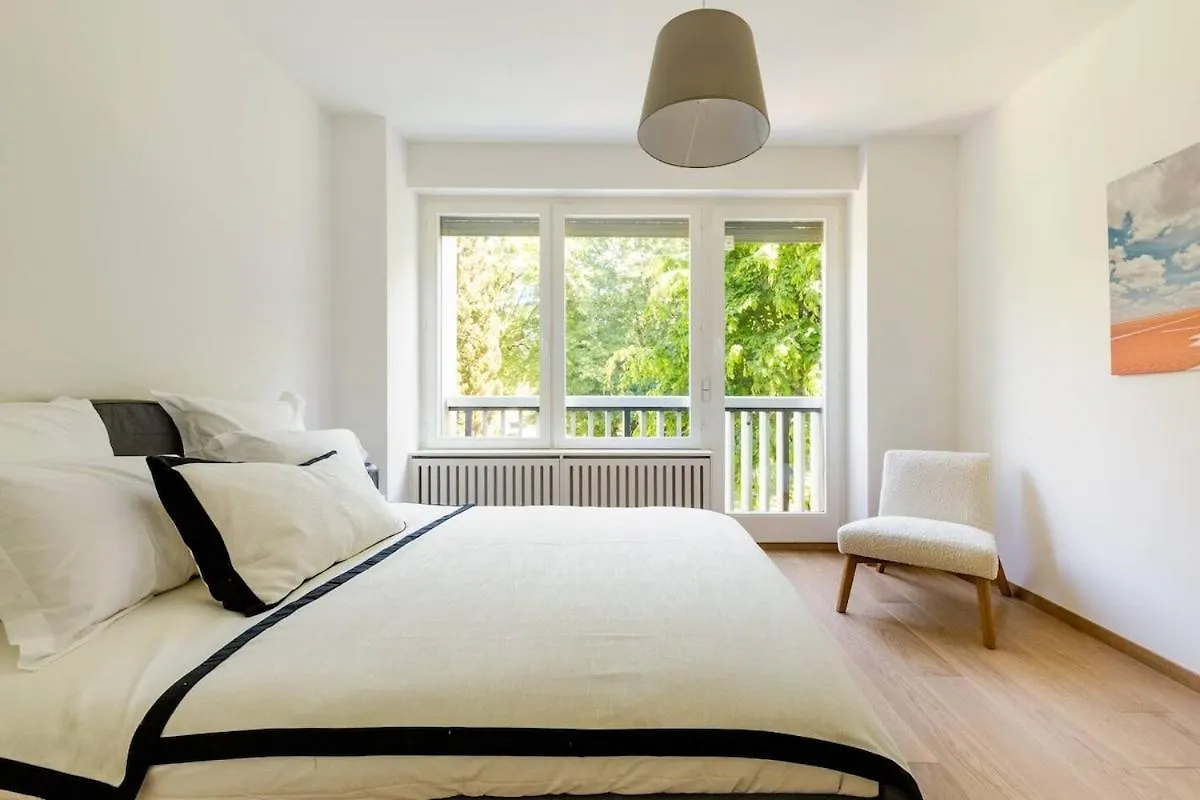 Luxurious 2Br Family Apartment - Champel Geneva