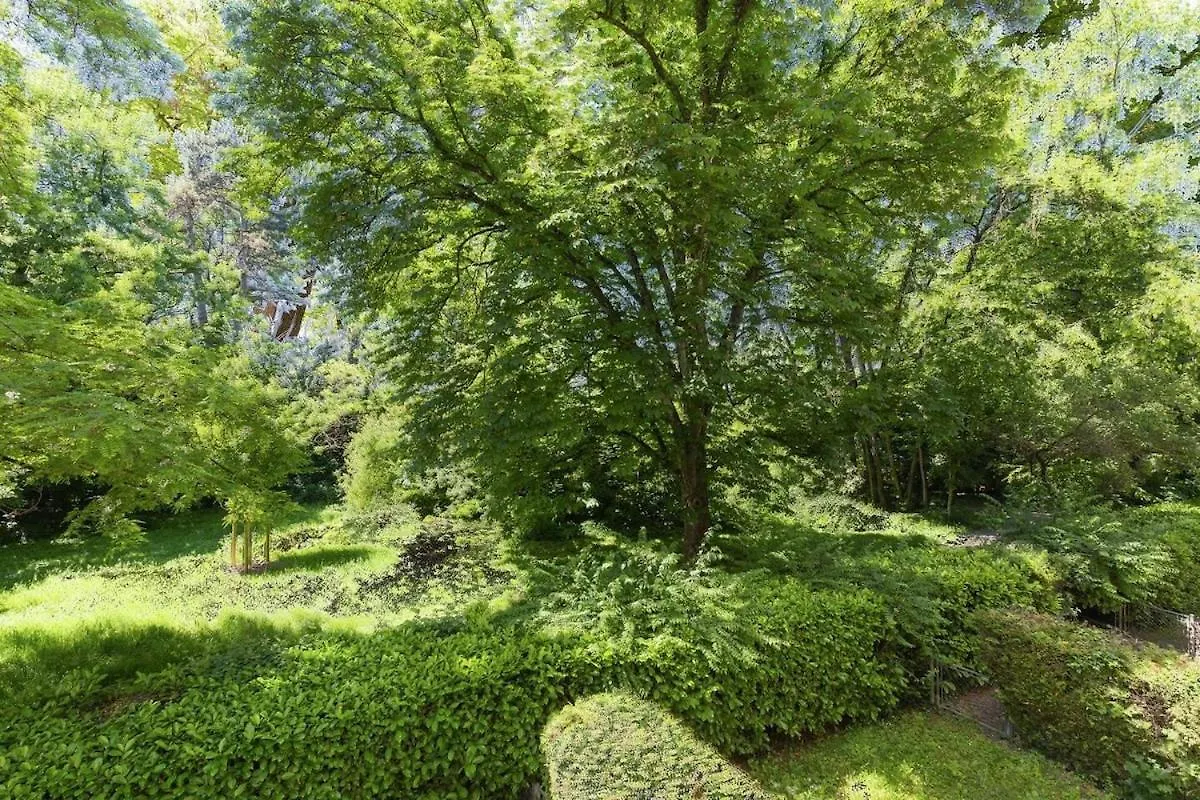 Luxurious 2Br Family Apartment - Champel Geneva