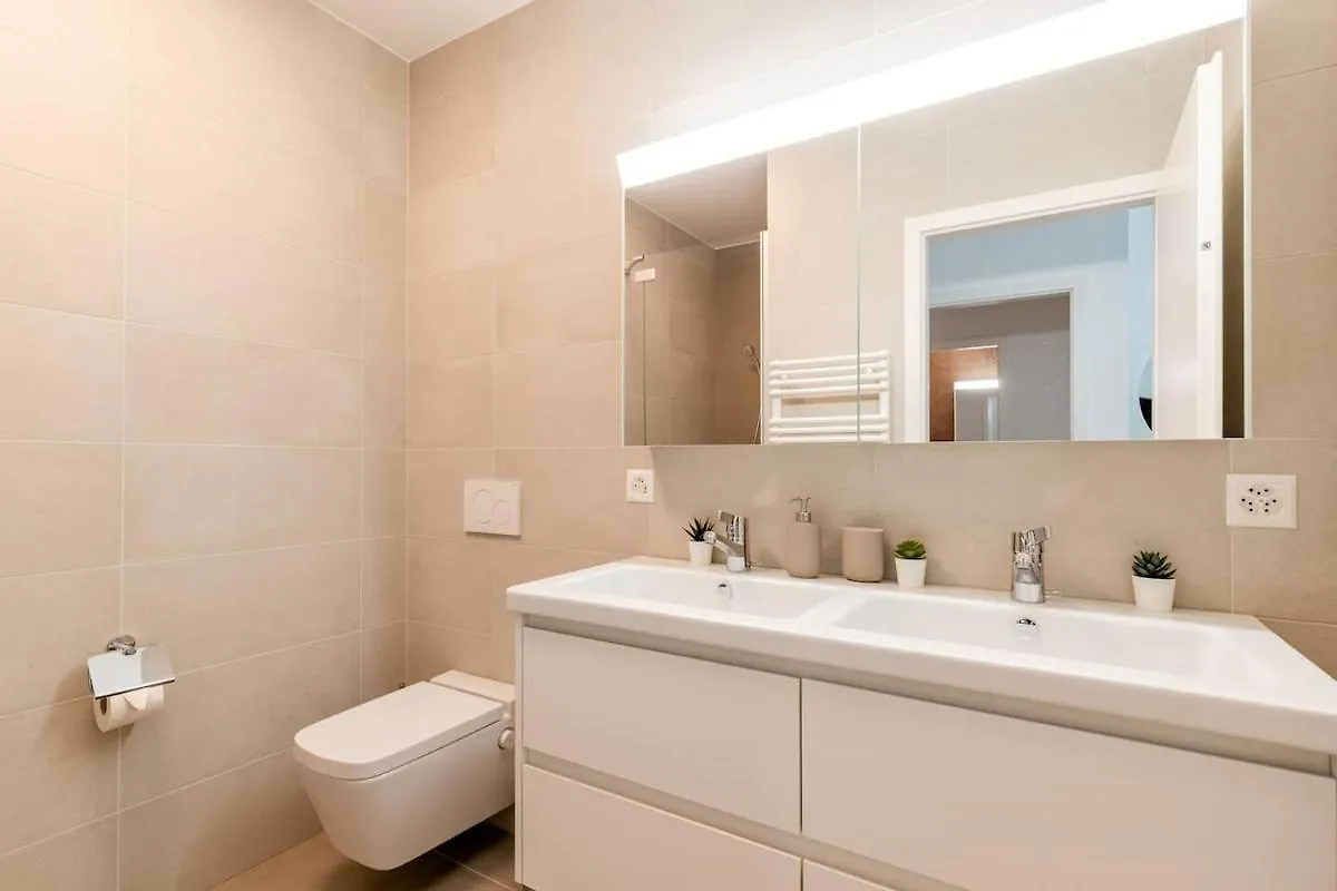 Luxurious 2Br Family Apartment - Champel Geneva